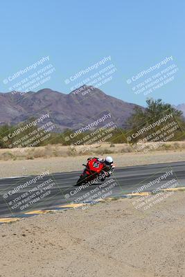 media/Mar-24-2025-Moto Forza (Mon) [[57ce5c5cff]]/1-Advanced Group/Session 3 (Turn 6 Inside)/